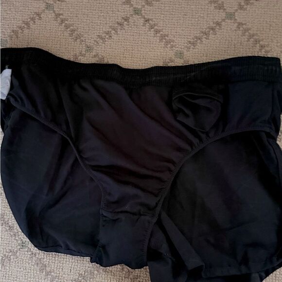 Old Navy Active Wear StretchTech Run shorts Black w gray design S - Picture 8 of 9